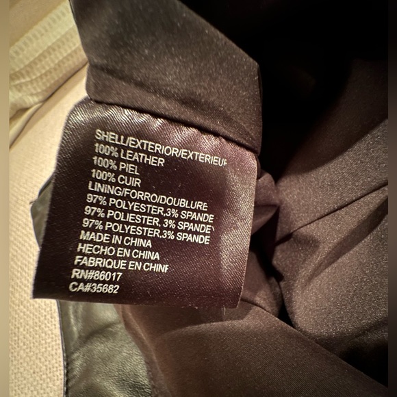 Bebe - Picture 10 of 11